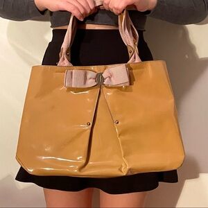 👜 Salvatore Ferragamo Bag Tan